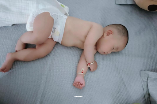 淇县9个月宝宝可以吃盐吗